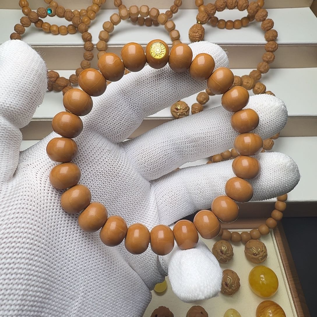 文玩核桃吊坠算盘珠