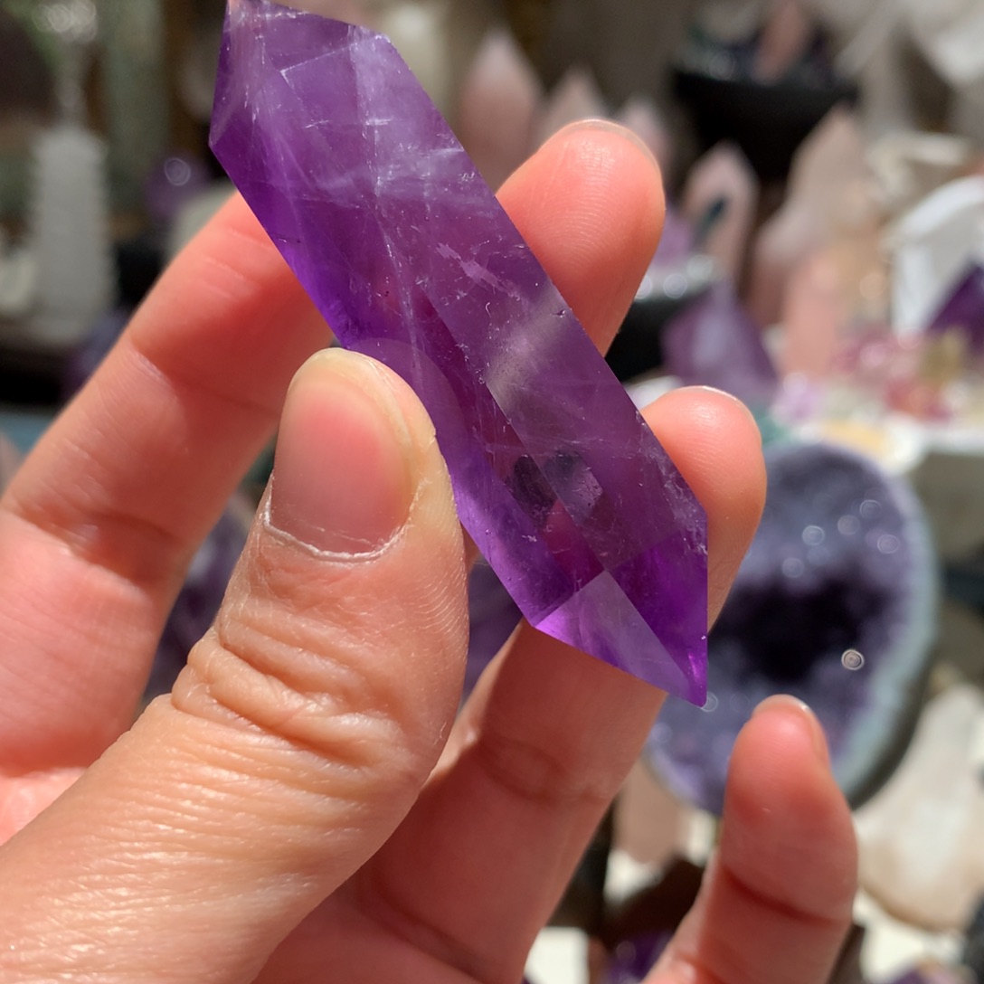 水晶原石未镶嵌紫水晶