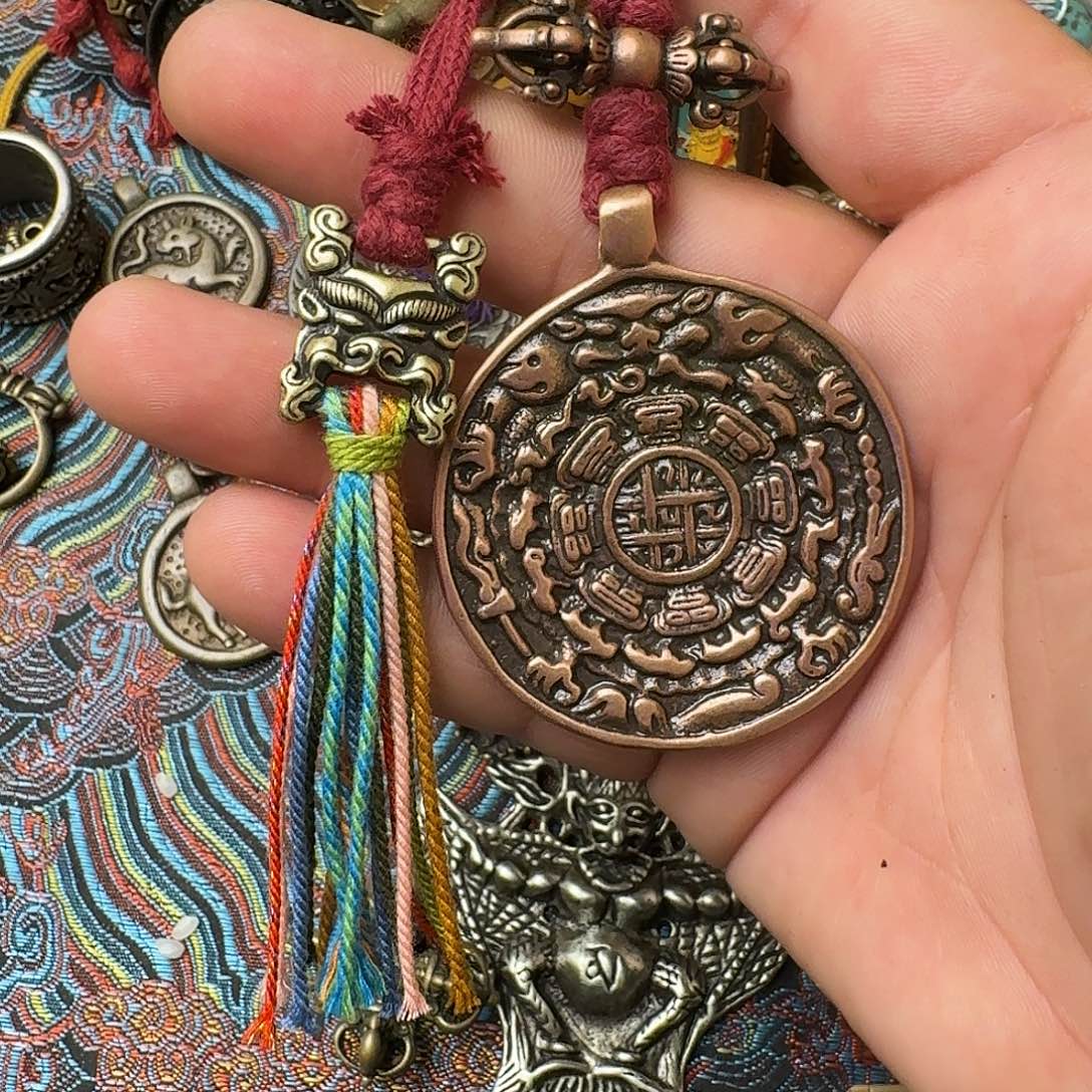 冀***虎藏式风格九宫八卦牌