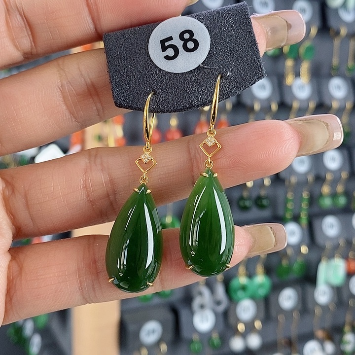 和田玉耳饰18K金镶嵌