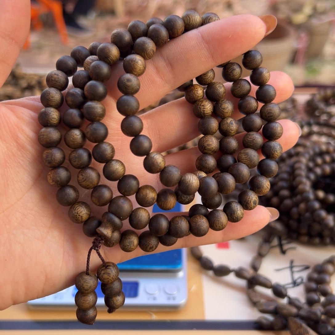 沉香碎屑沉香卡8多圈108颗20克