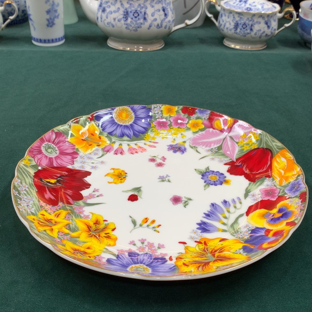 摆件全是大漂亮瓷器啊美美哒