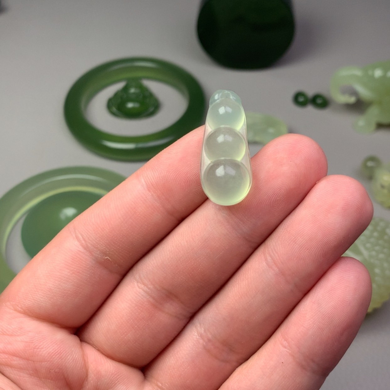 【闪购商品】未镶嵌蛇纹石玉岫玉