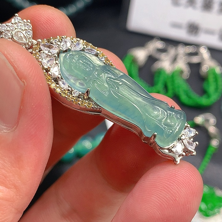 翡翠手链未镶嵌，，，