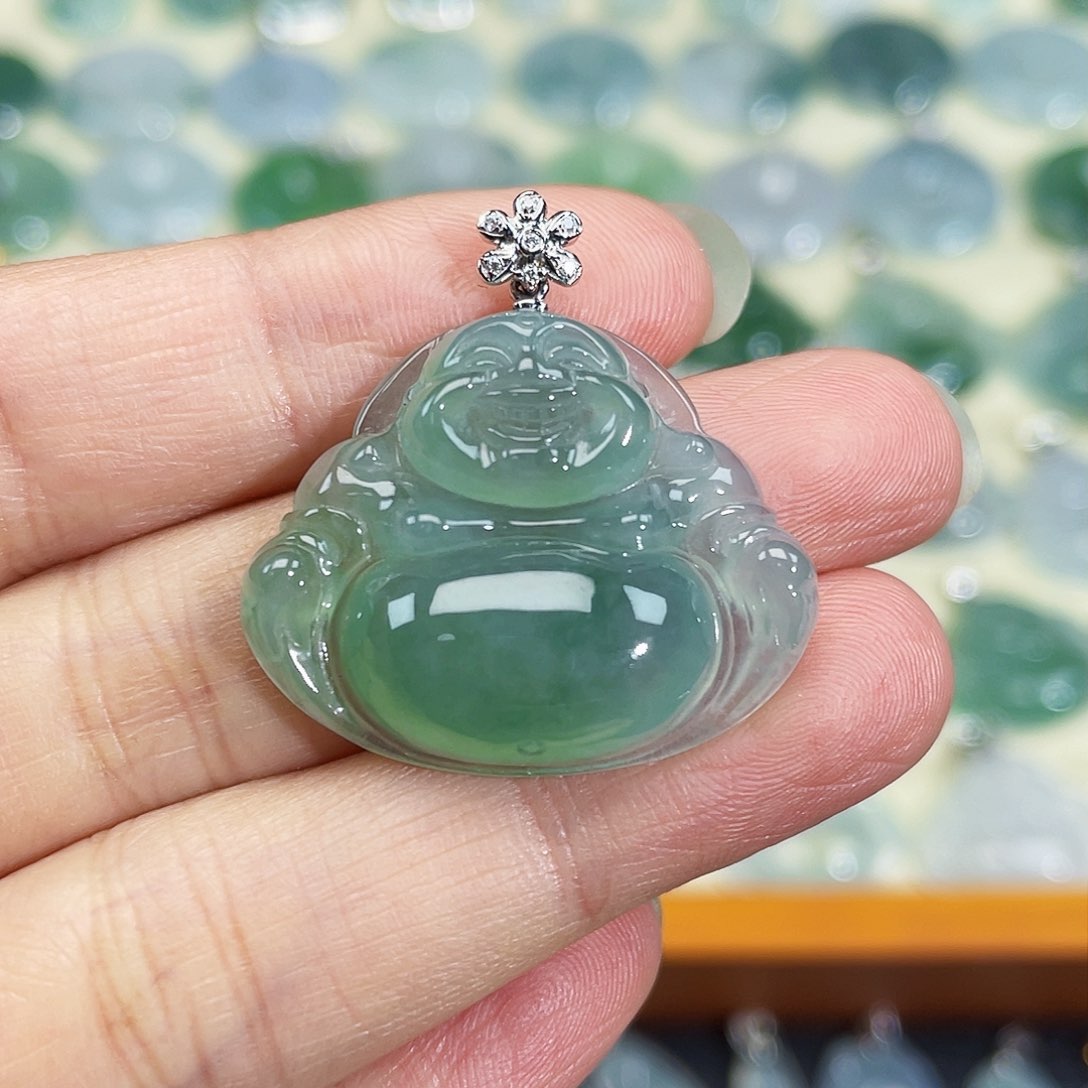 翡翠颈饰18K金镶嵌吊坠