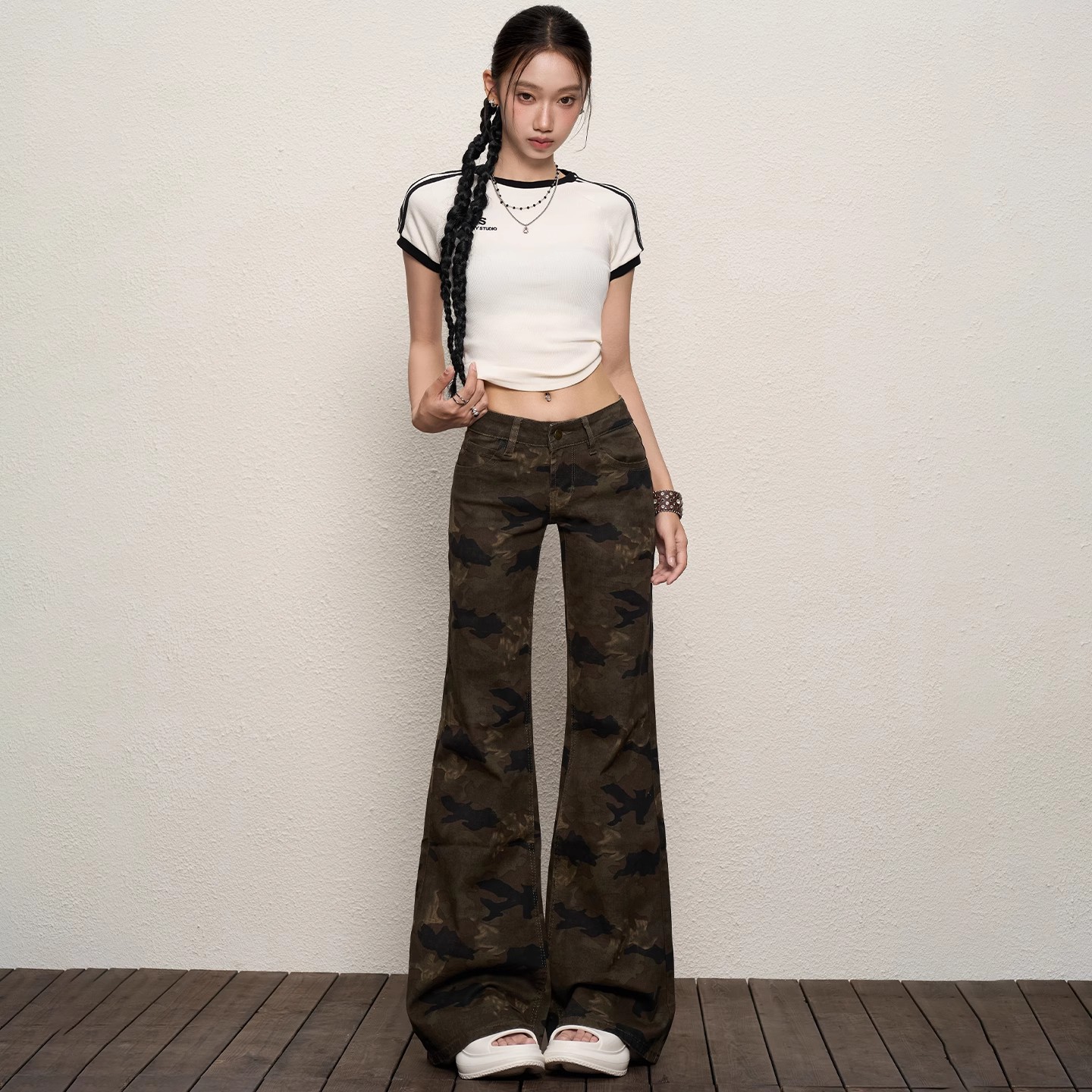 迷彩微喇叭牛仔裤女2025新款春夏低腰垂感修身显瘦美式辣妹拖地裤