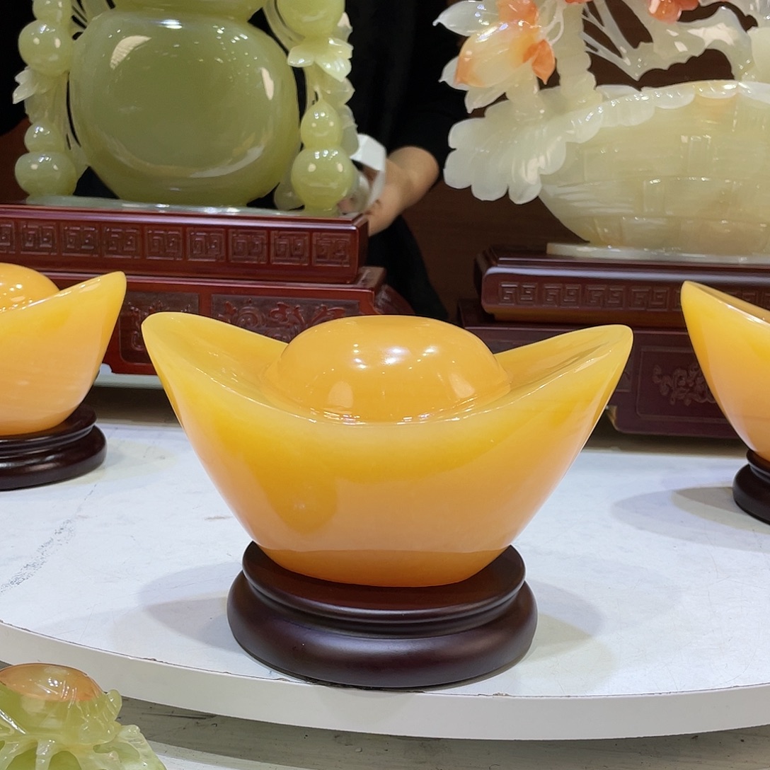 玉精品天然玉石元宝摆件