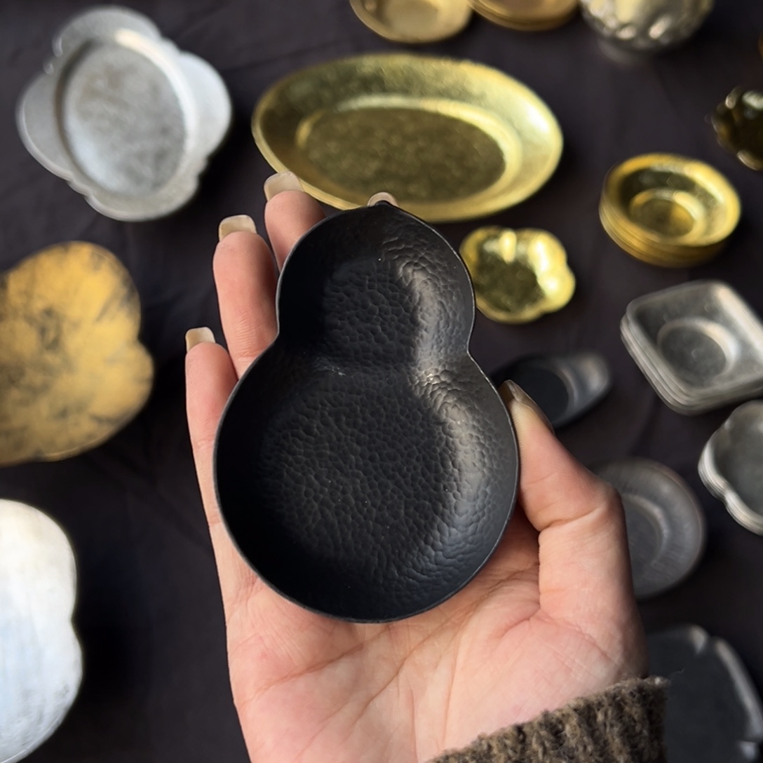 陶瓷。    陶瓷。    