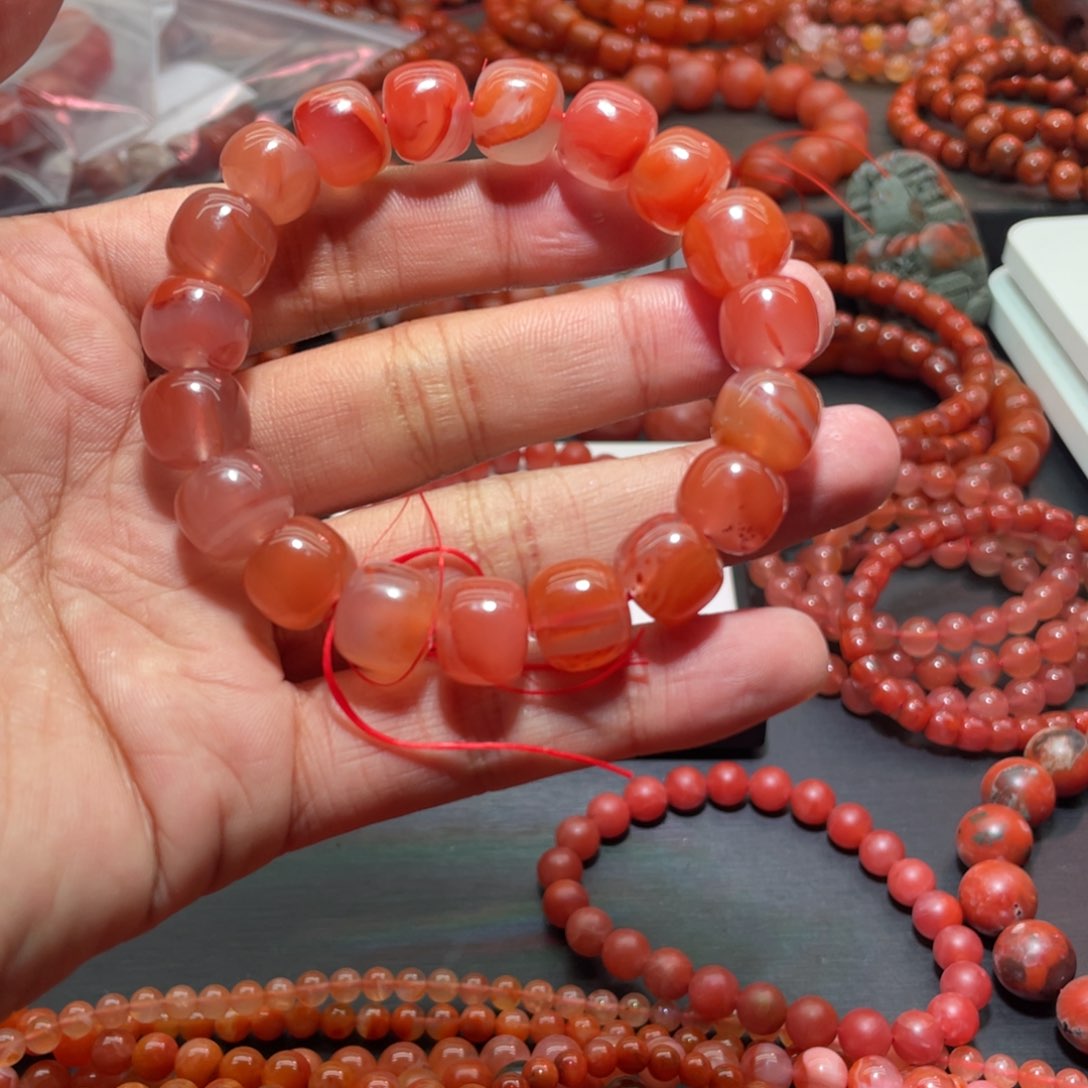 南红玛瑙手链未镶嵌