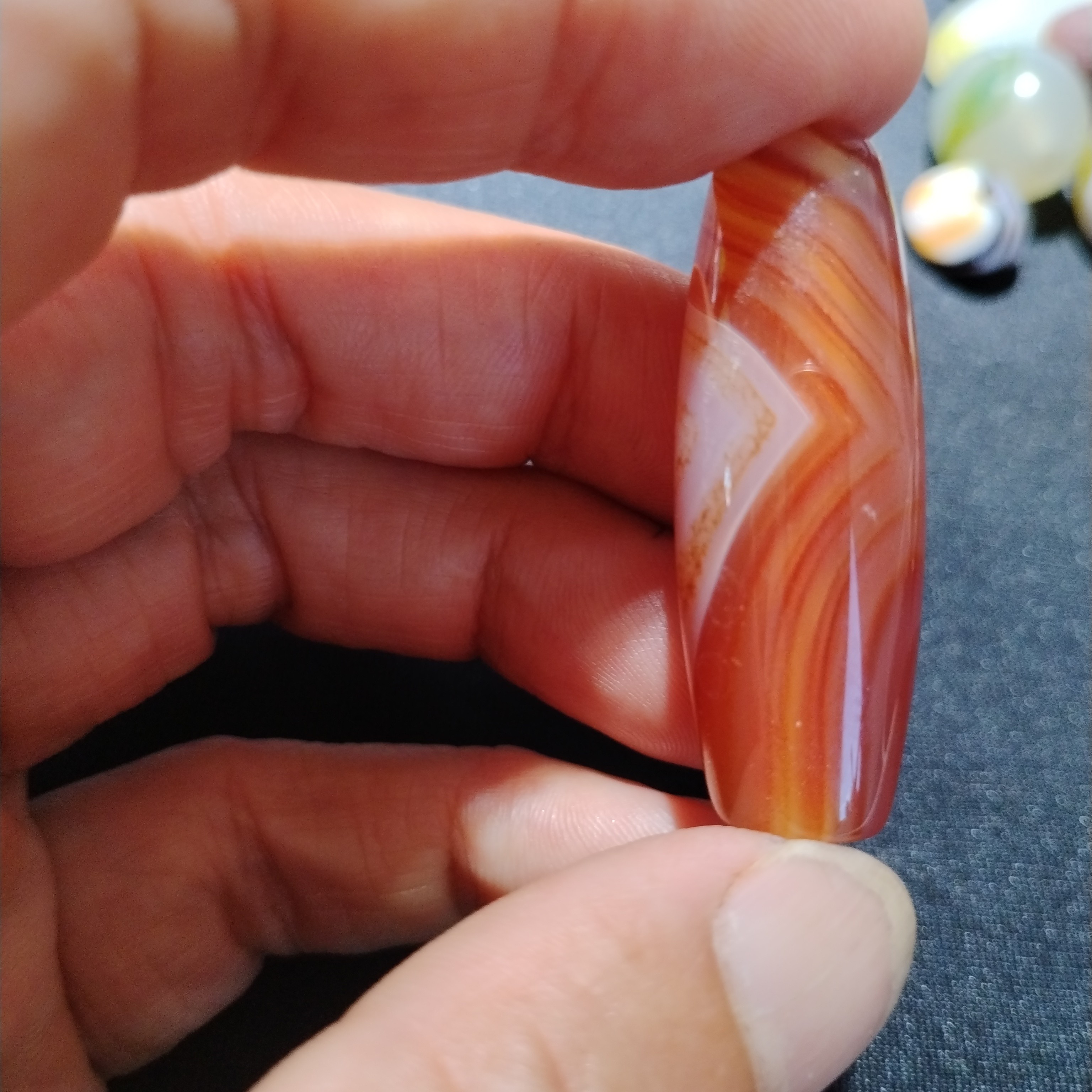 天然蚕丝的玛瑙勒子