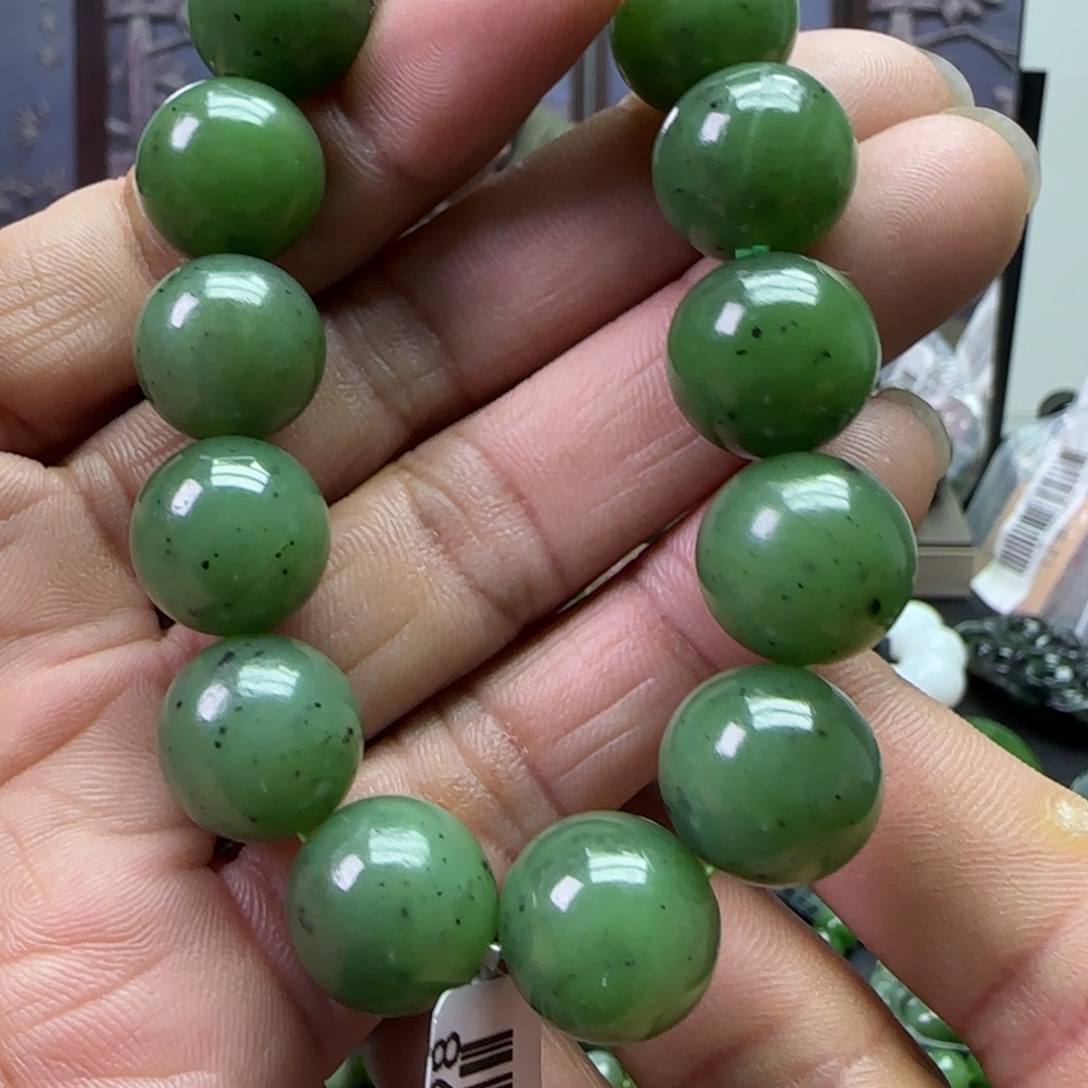 和田玉未镶嵌珠宝奇石