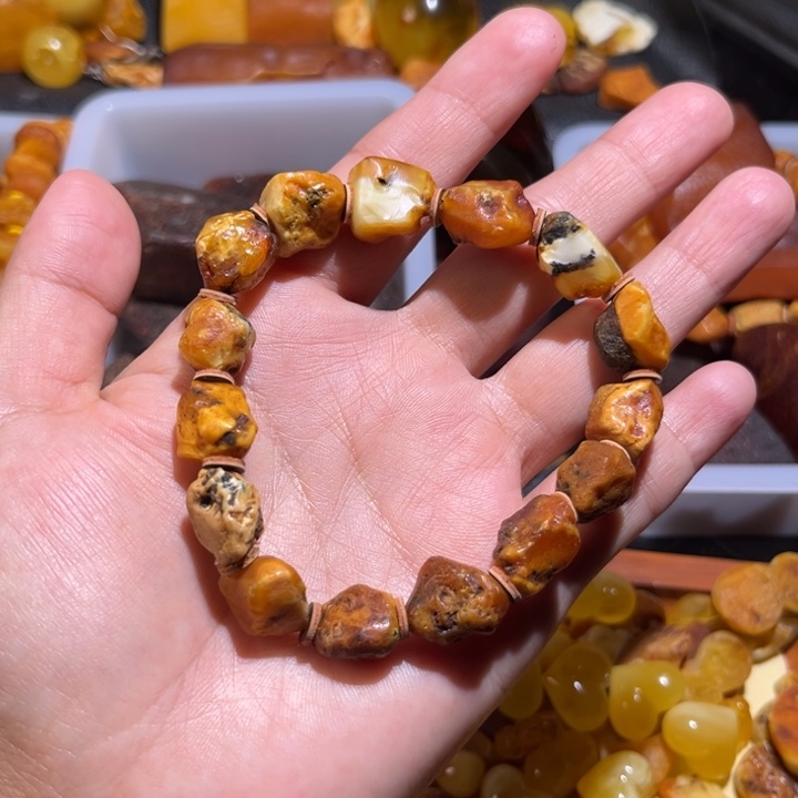 琥珀未镶嵌颈饰手串
