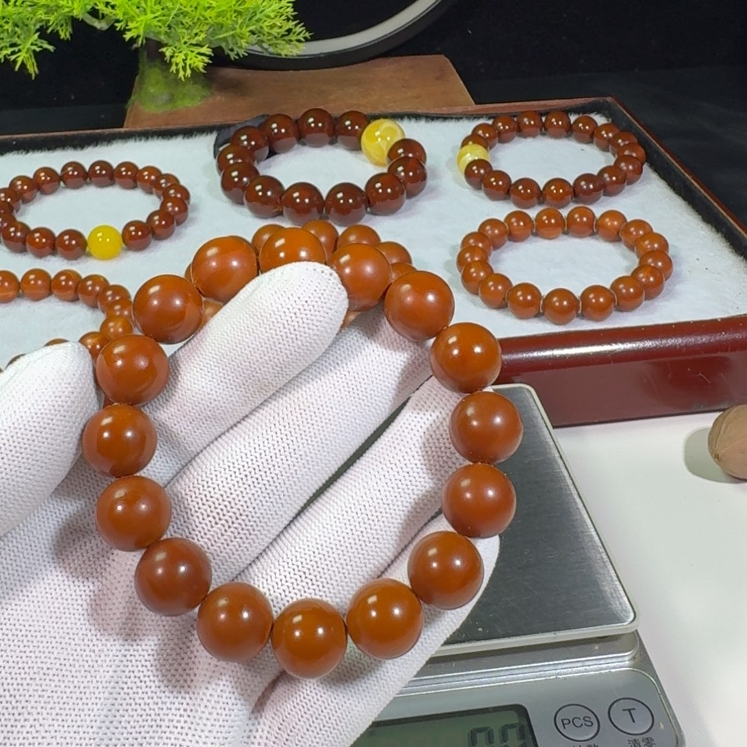 吕***改橄榄核手串/手链1.35