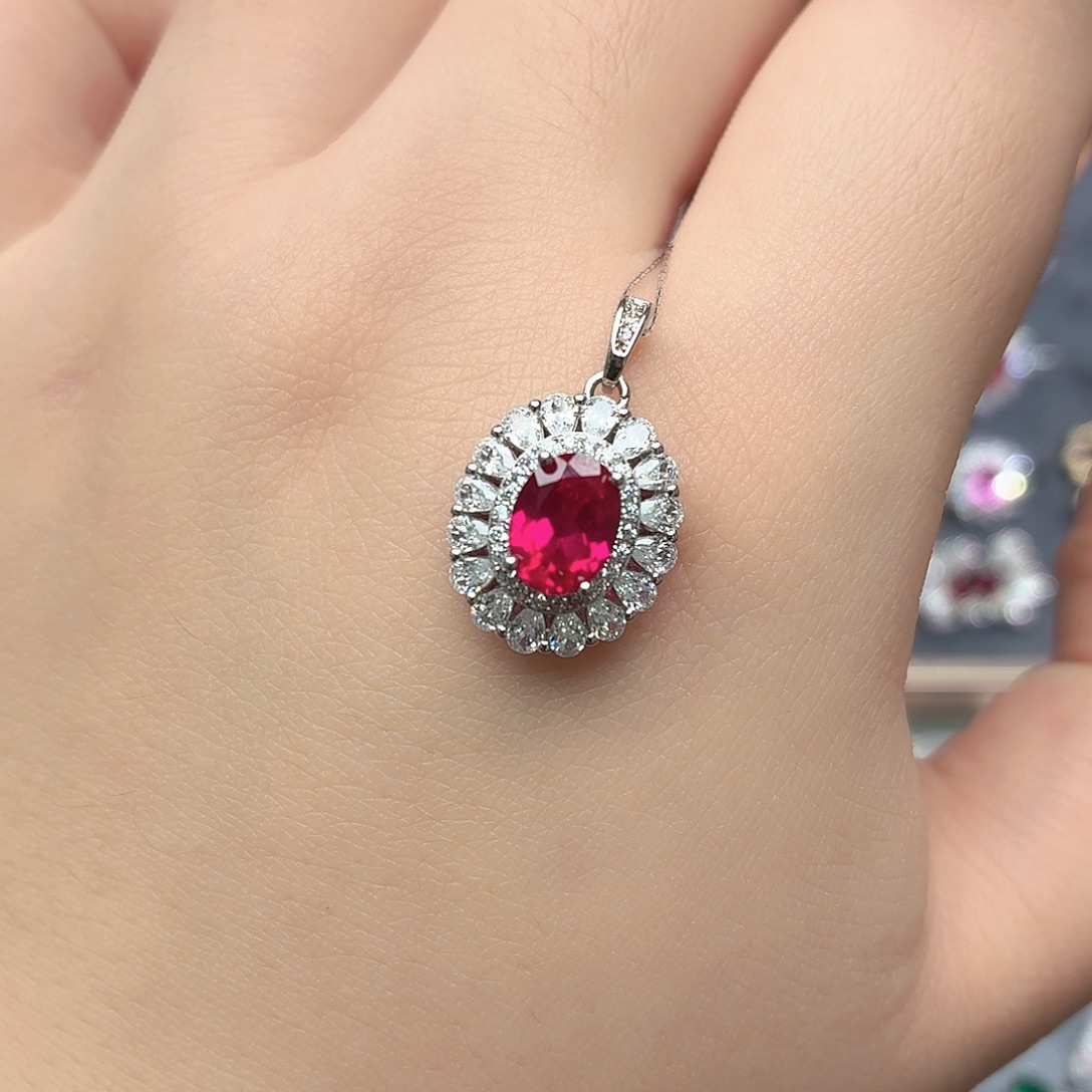 坠链均925银培育卢比来色宝石