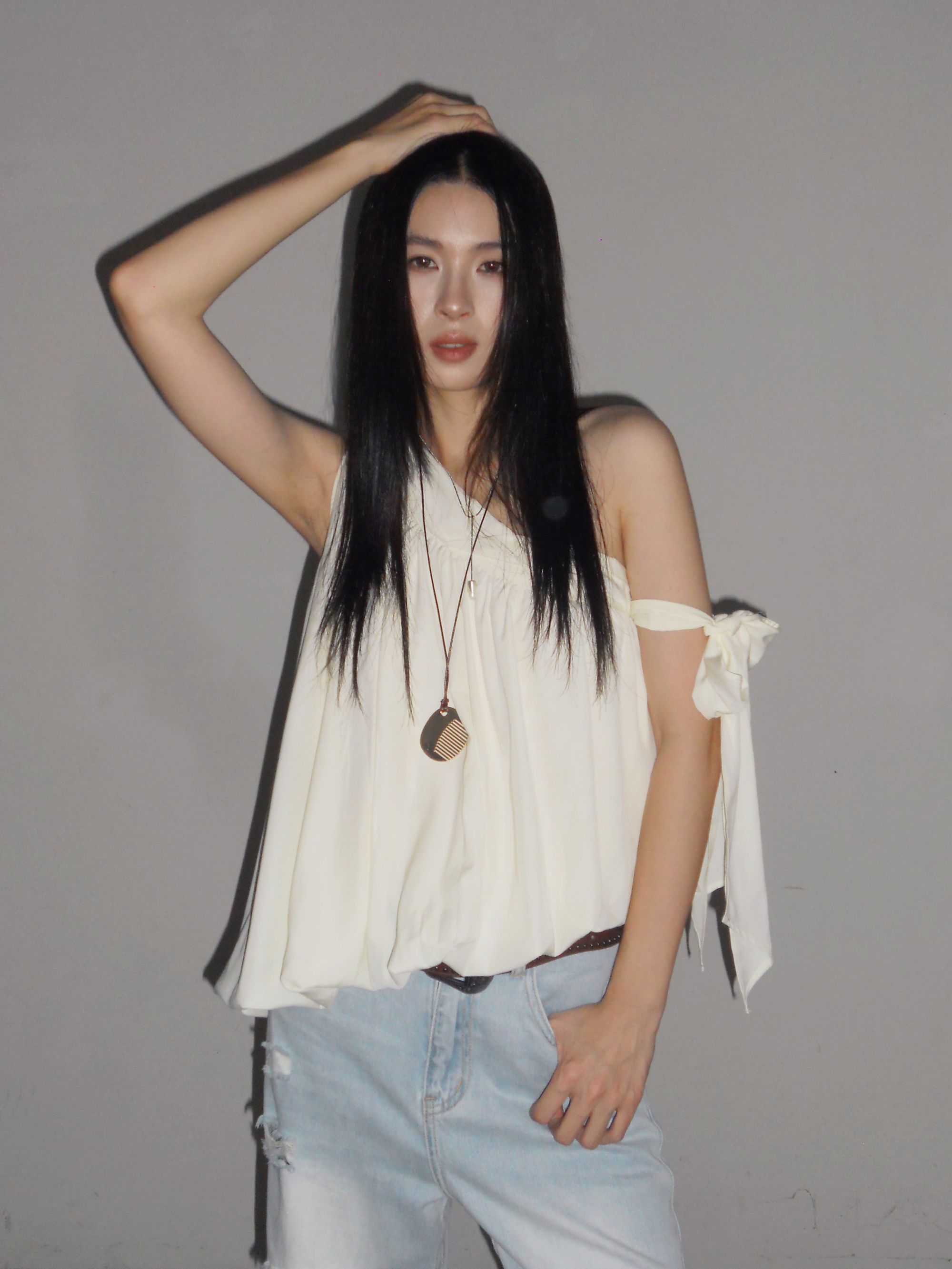 【锡兰碎片】小众设计感斜领显瘦无袖吊带 P022