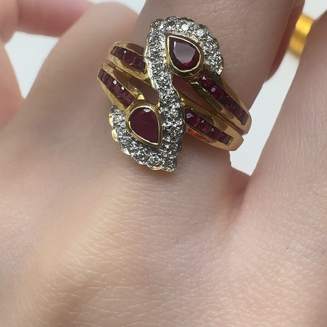 戒指红宝石未镶嵌