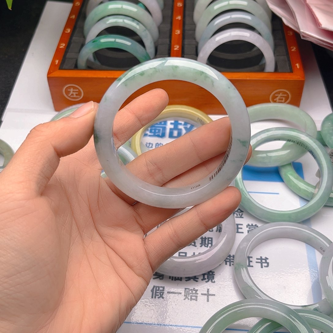 未镶嵌手镯翡翠555657. 160