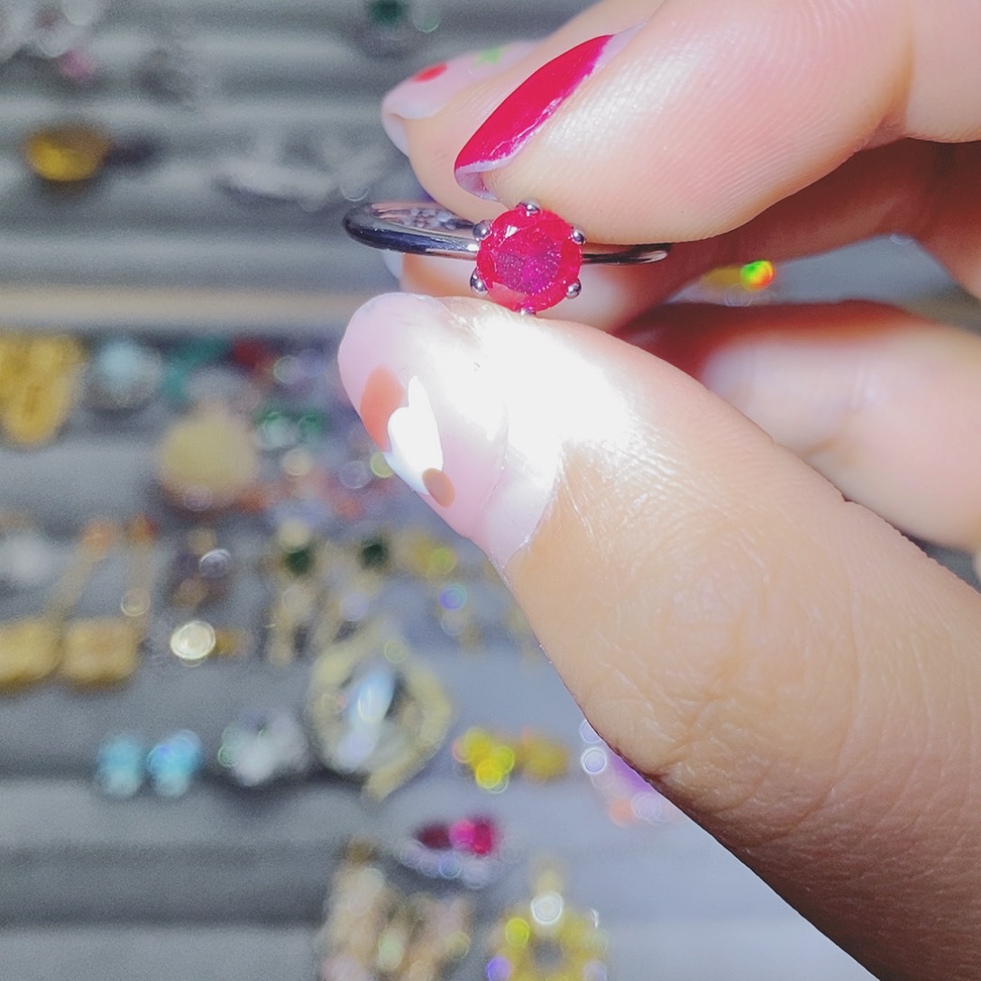 【闪购商品】托帕石耳饰银S925镶嵌