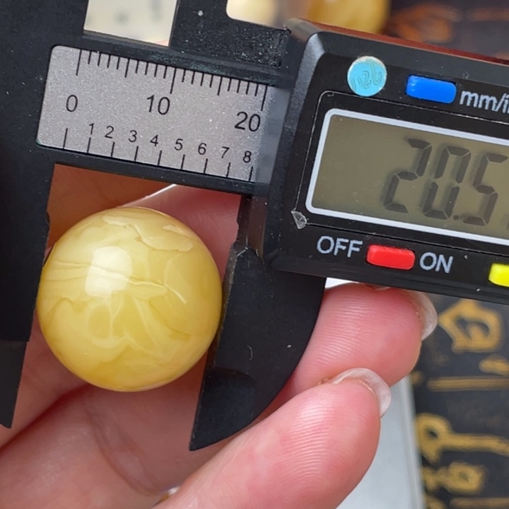 琥珀裸石未镶嵌蜜蜡1480