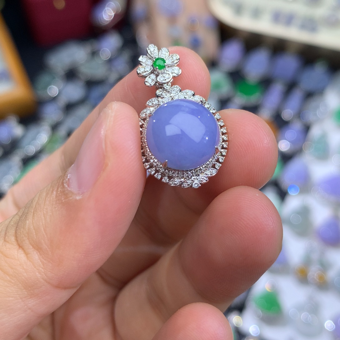 翡翠18K金镶嵌吊坠(不含链)签收后48小时鉴赏期