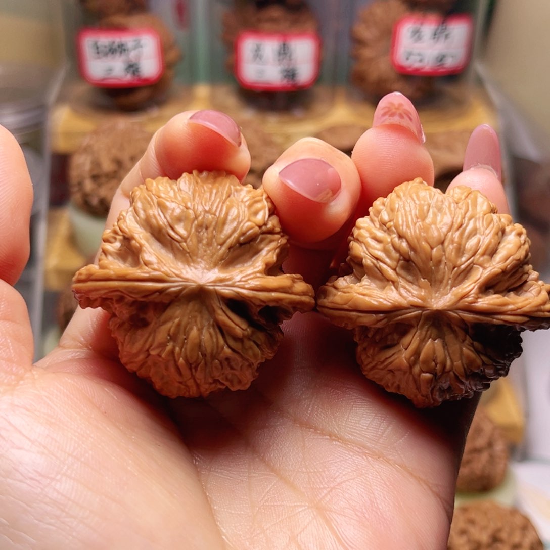 文玩核桃吊坠42尺正球磨