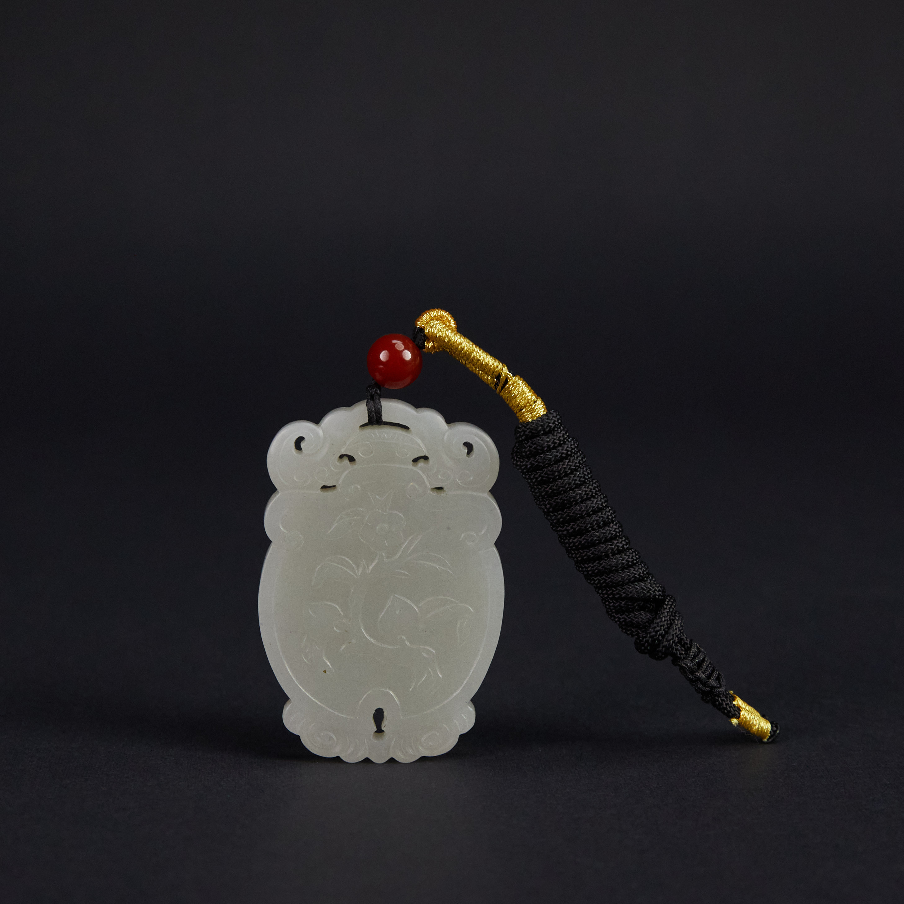 LOT 123015 20世纪 和田白玉福寿牌