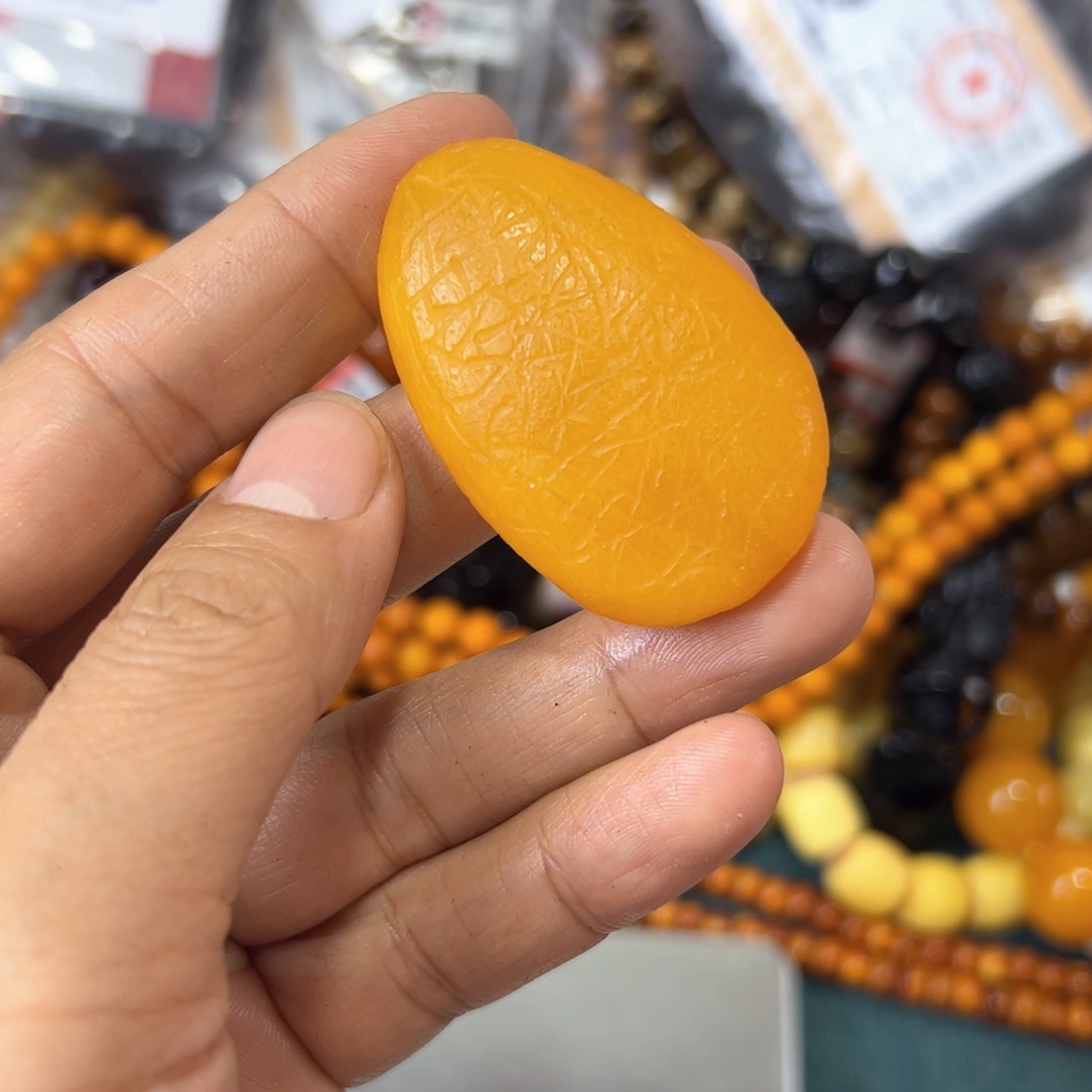 琥珀珠宝奇石未镶嵌160