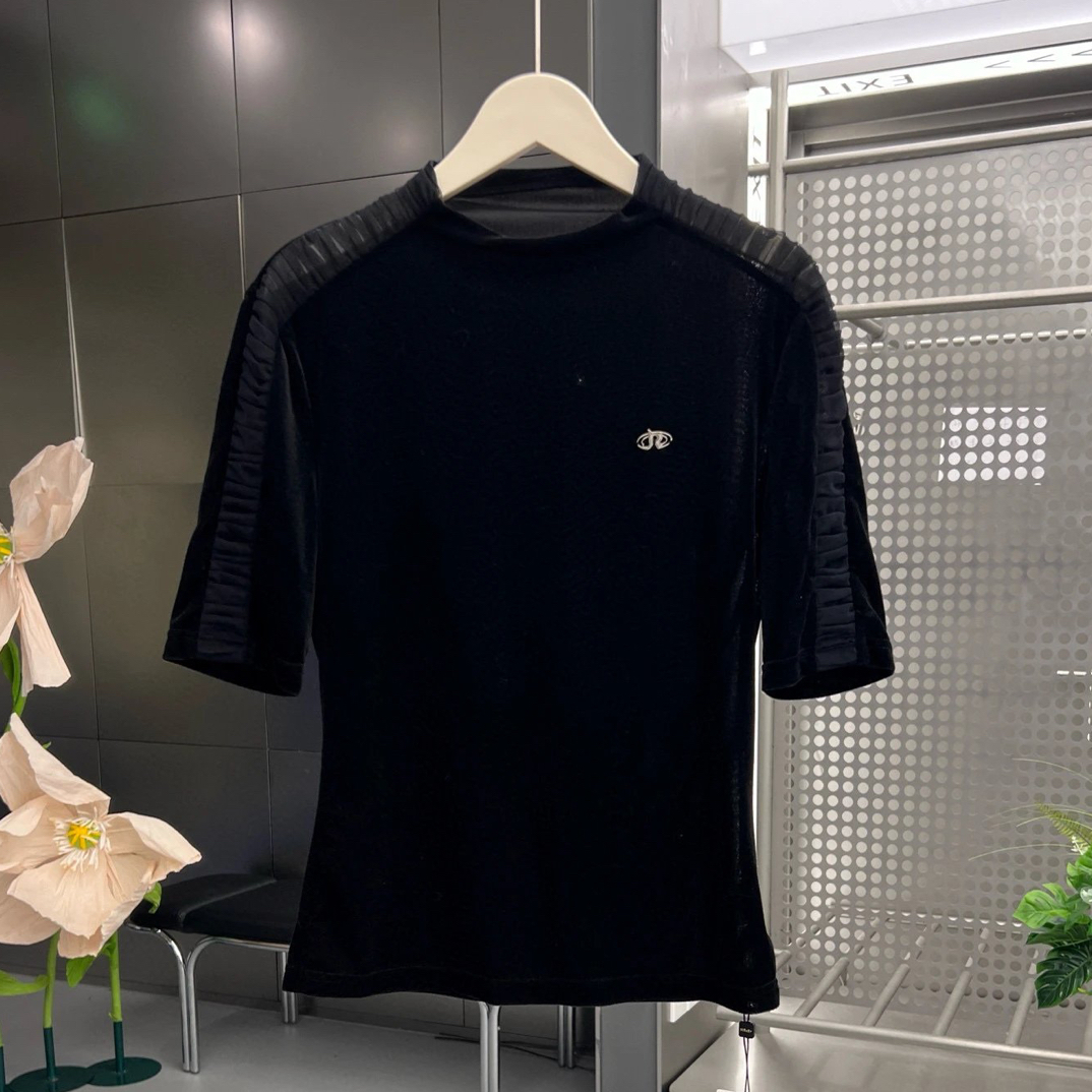 莫品牌上衣R4C20363