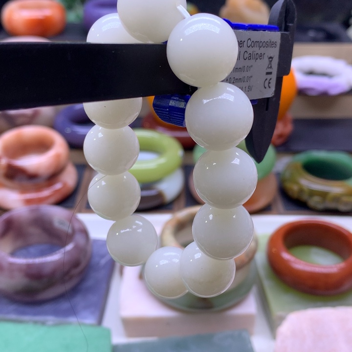 石英岩玉未镶嵌13468975444