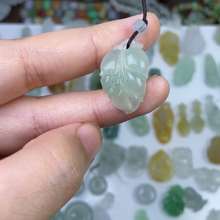 定制翡翠未镶嵌叶子