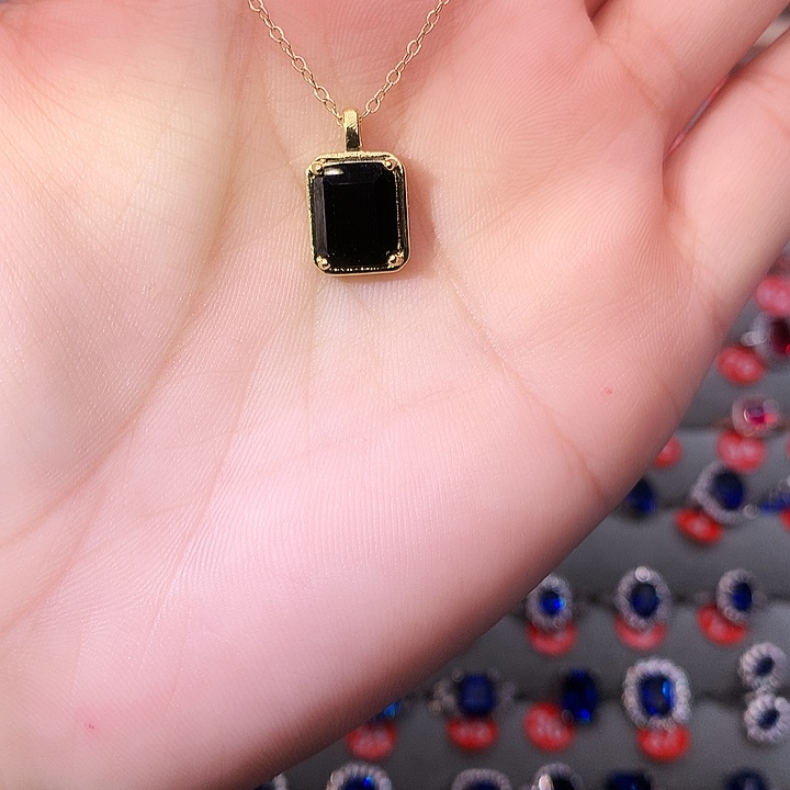 蓝宝石吊坠(赠链)银S925镶嵌