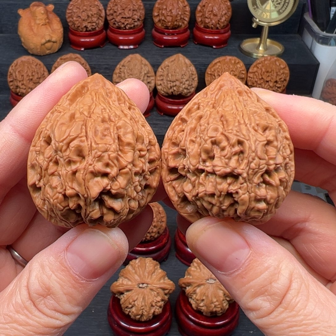 文玩核桃吊坠37坐佛