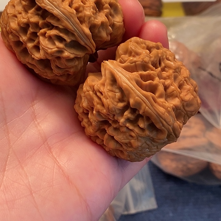 【闪购商品】文玩核桃吊坠晴**本门墩