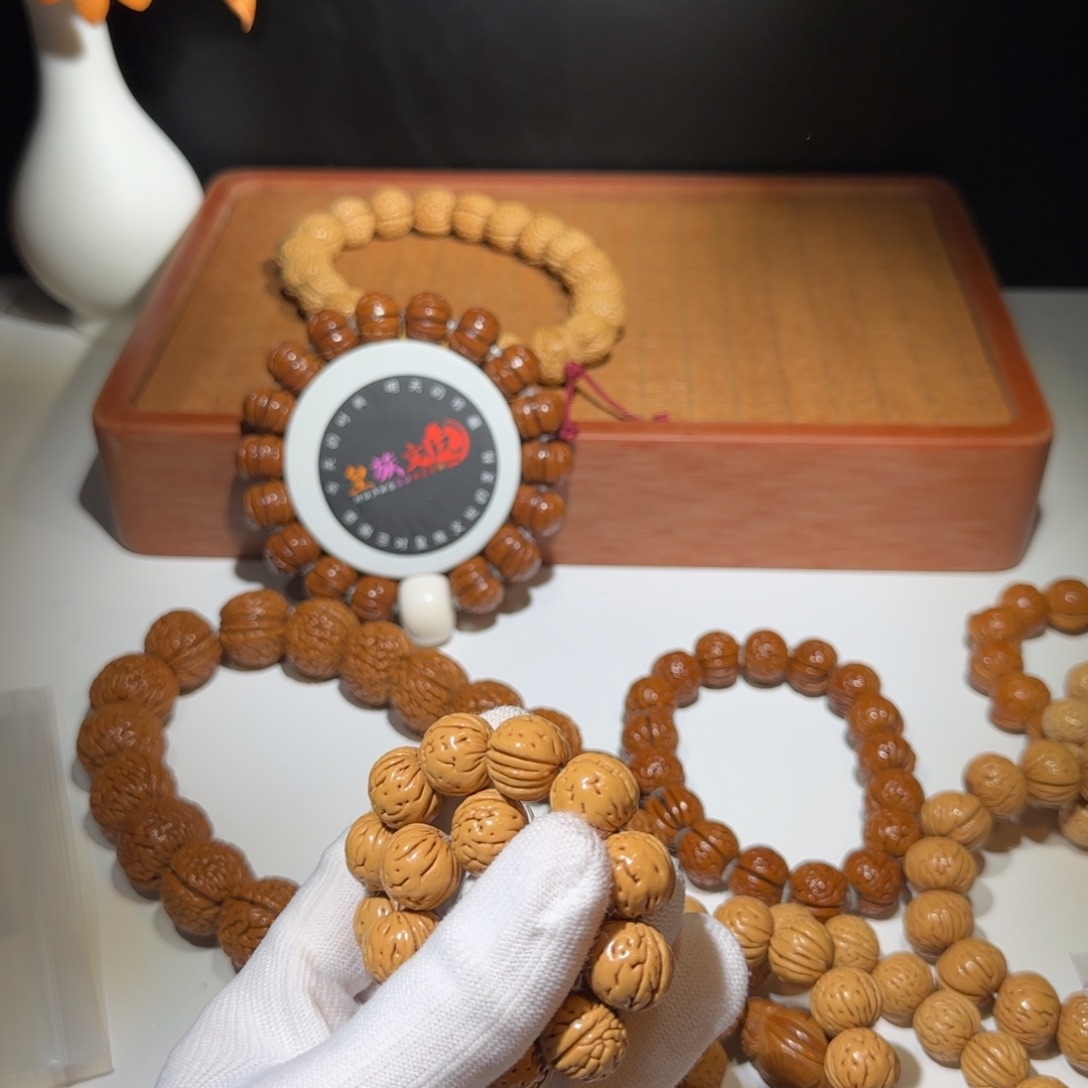 桃核吊坠峰***?精品桃核