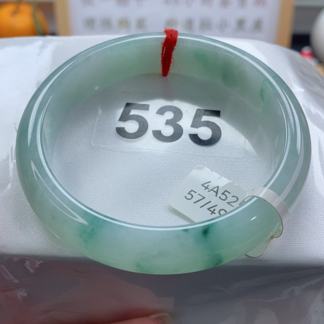 翡翠手镯未镶嵌天然A货翡翠手镯