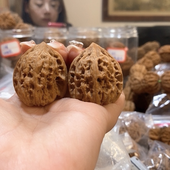 文玩核桃吊坠34鸡心有修