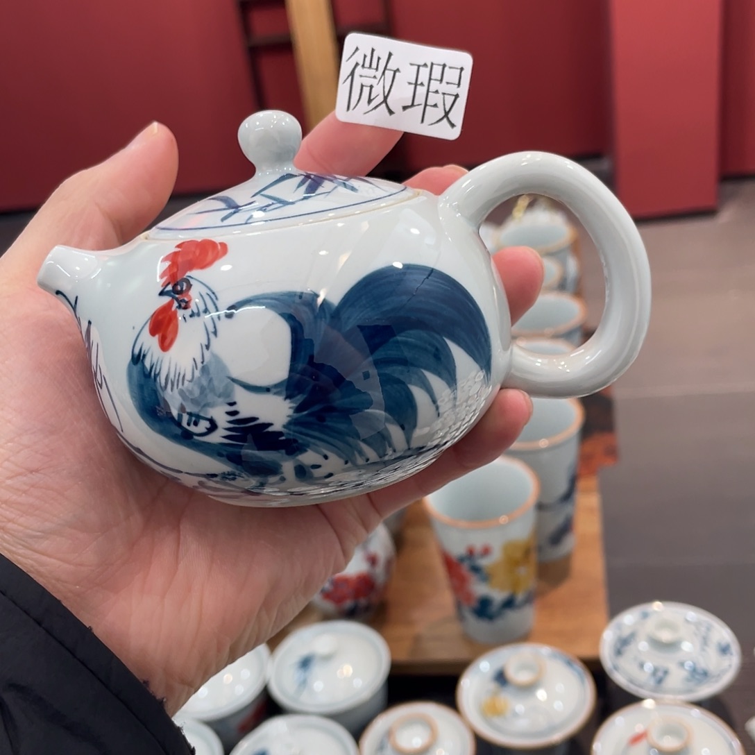 釉下手绘茶具微瑕