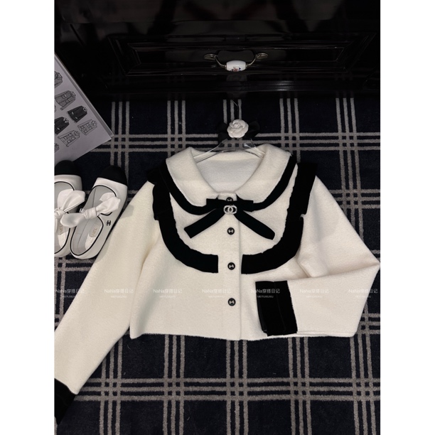 NaNa｜甜美小香风娃娃领撞色蝴蝶结针织衫短款上衣