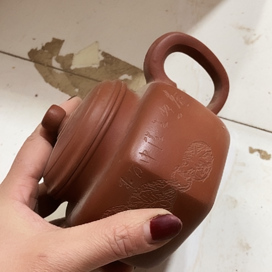 手工制作宜兴紫砂壶