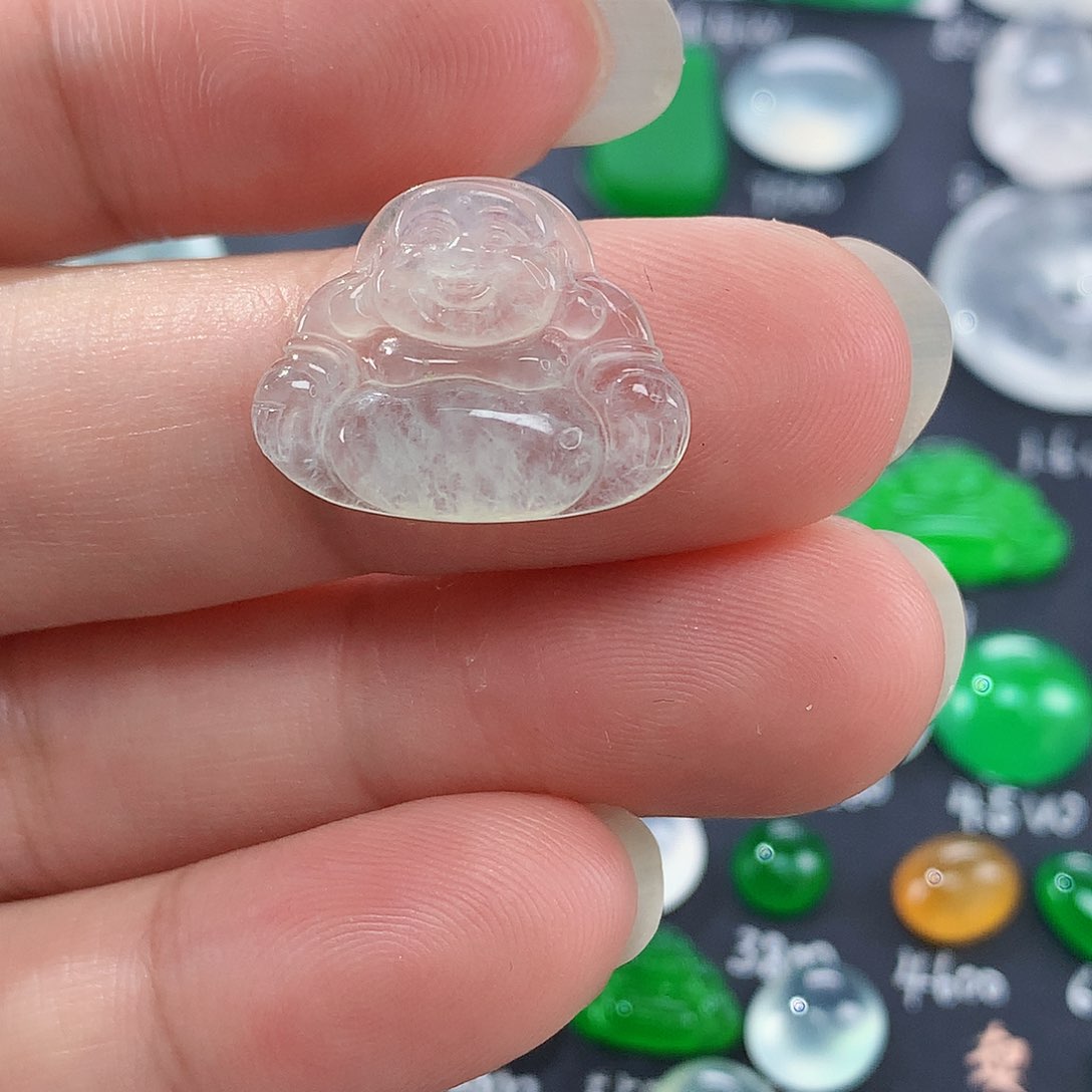 翡翠颈饰未镶嵌天然翡翠高冰佛