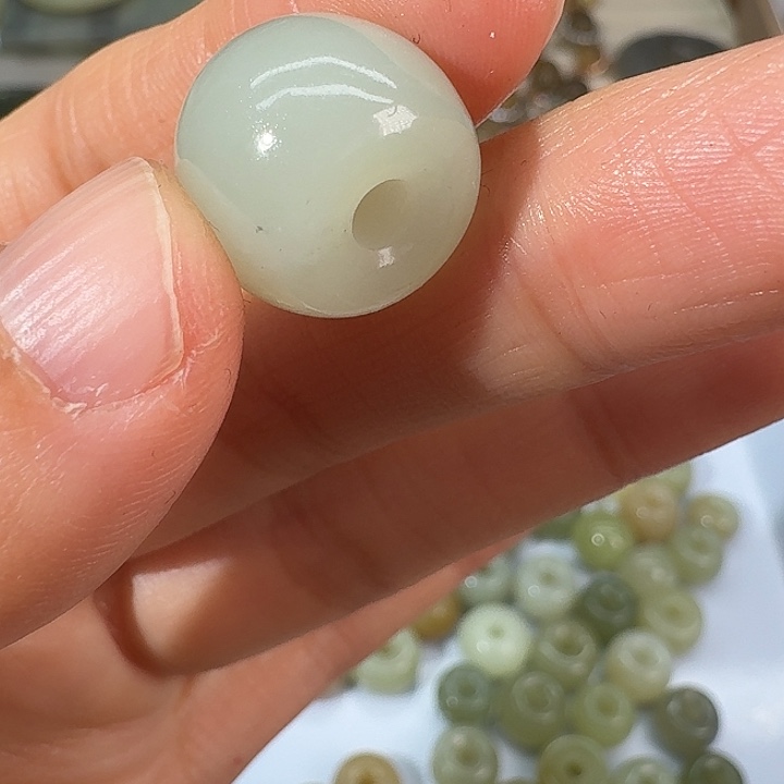 和田玉（糖玉）未镶嵌颈饰116