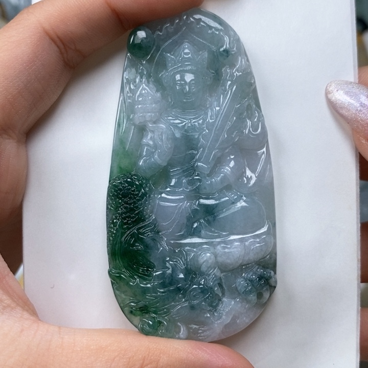 拉***狗翡翠未镶嵌颈饰翡翠