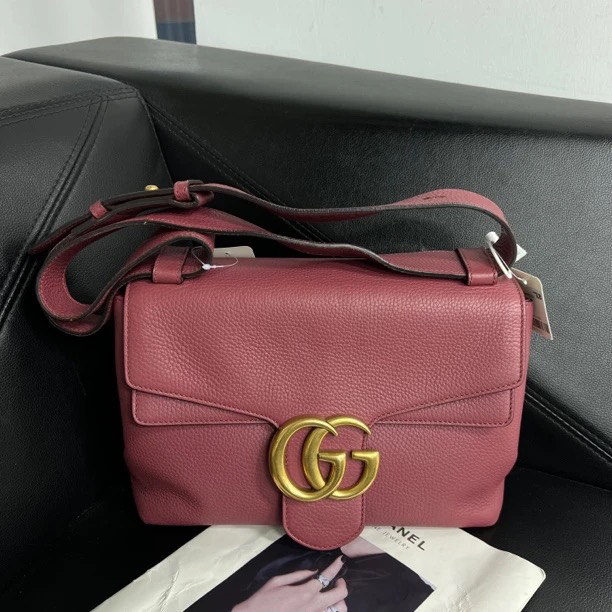 95新 GUCCI/古驰 捐金沉珠/邮差单肩