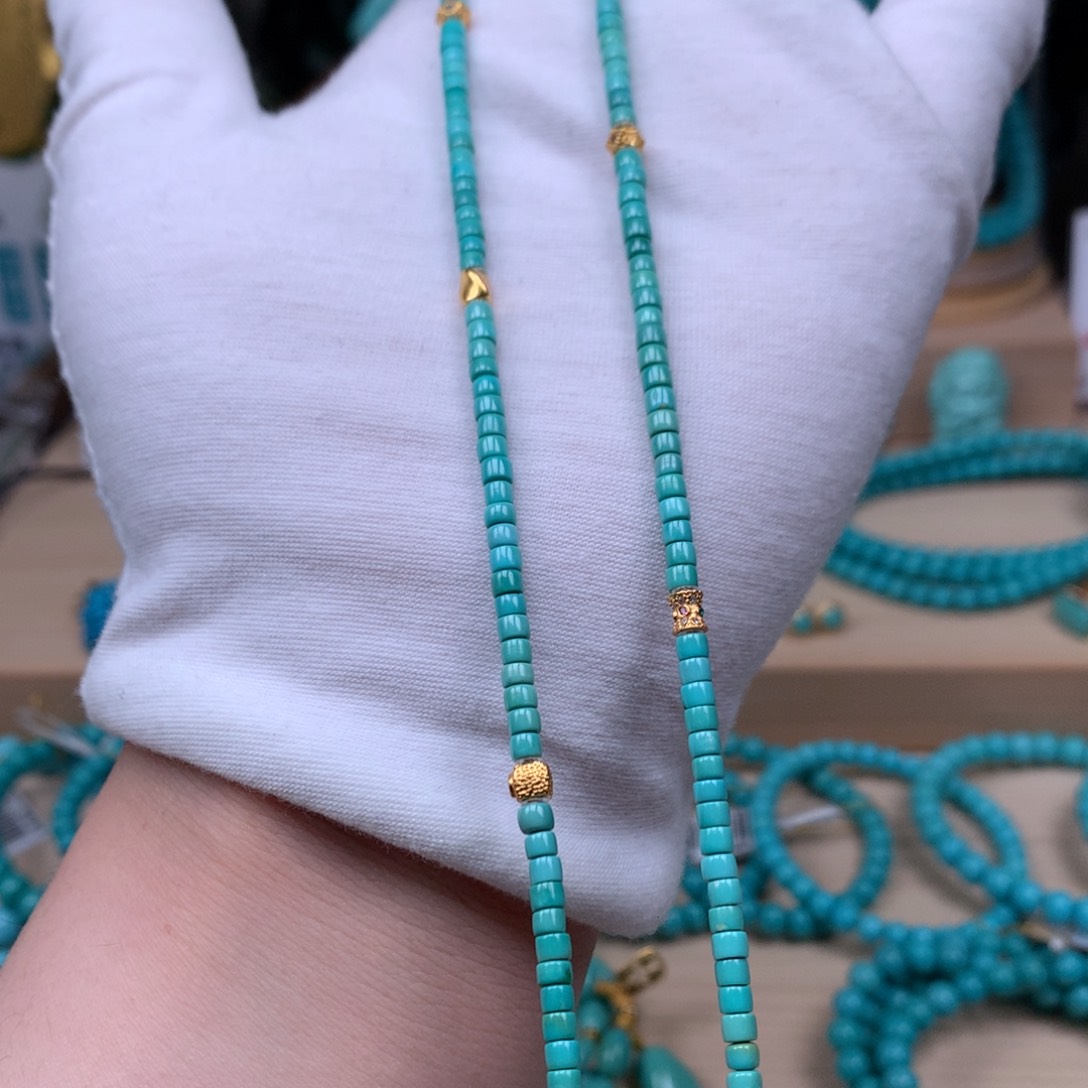 绿松石精品项链未镶嵌