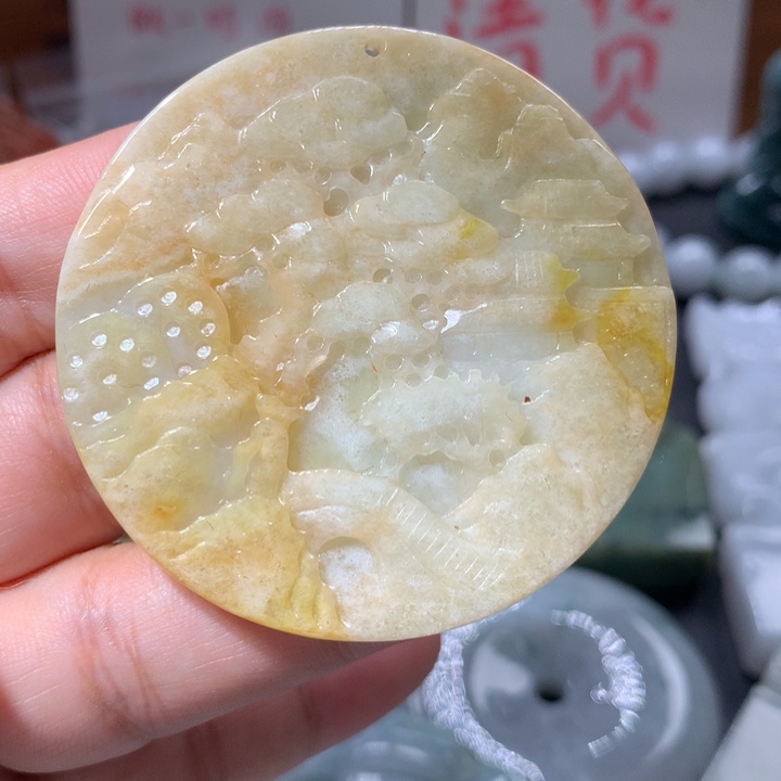 翡翠未镶嵌颈饰保真天然a货翡翠