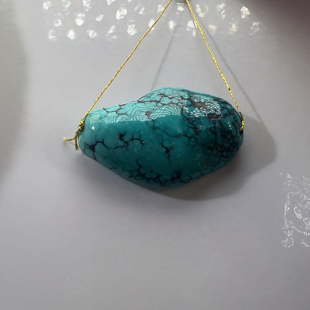 绿松石未镶嵌挂件