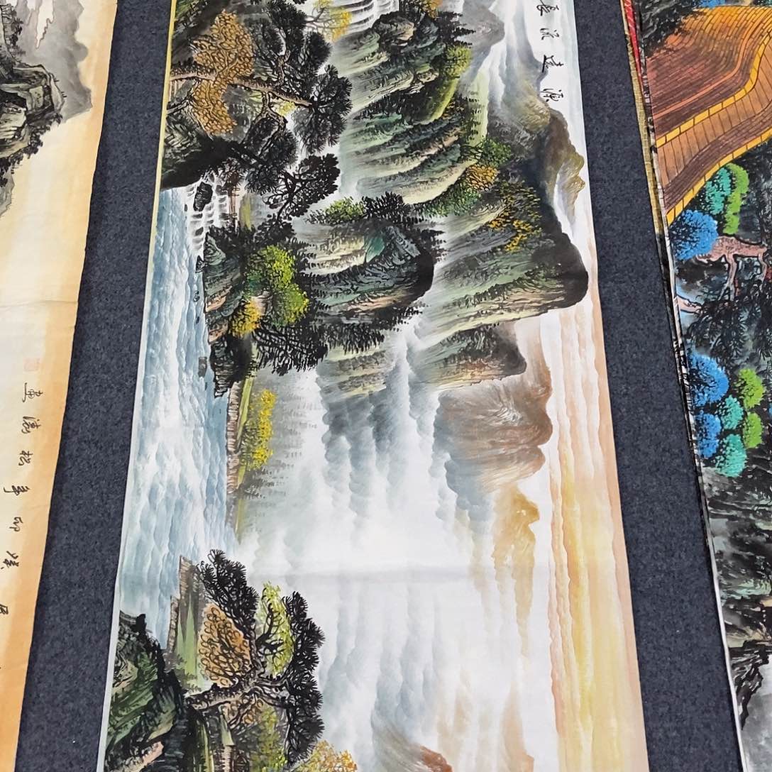 国画小六尺山水一副