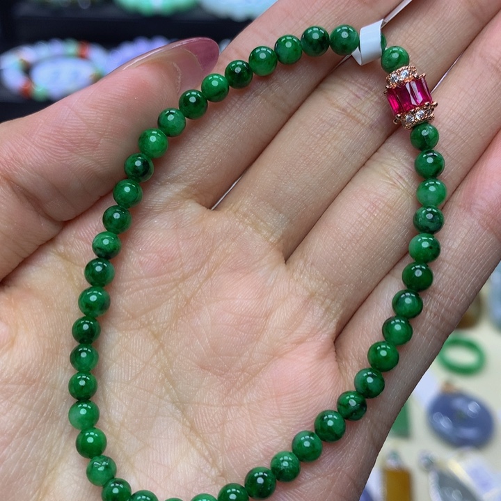 翡翠手链未镶嵌翡翠