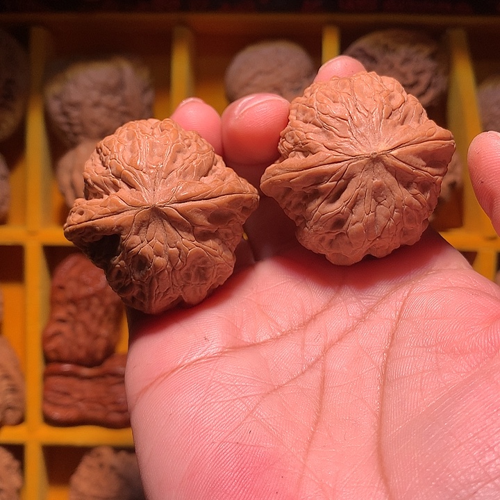 ****沫文玩核桃吊坠铁锤妹妹核桃