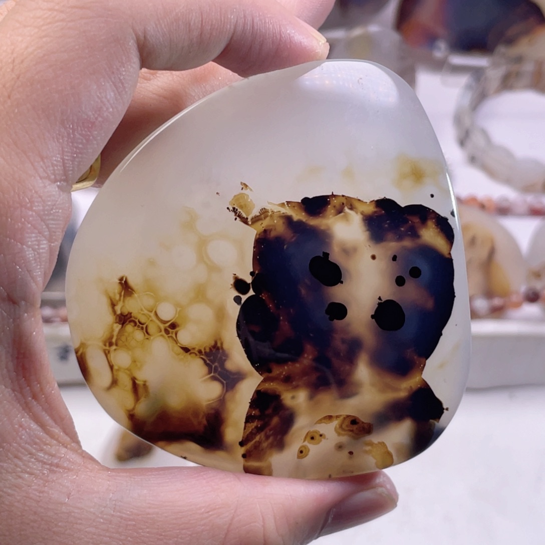 玛瑙/玉髓未镶嵌珠宝奇石